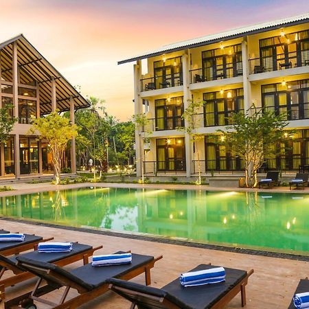 Oak Ray Wild Yala Hotell Tissamaharama Exteriör bild