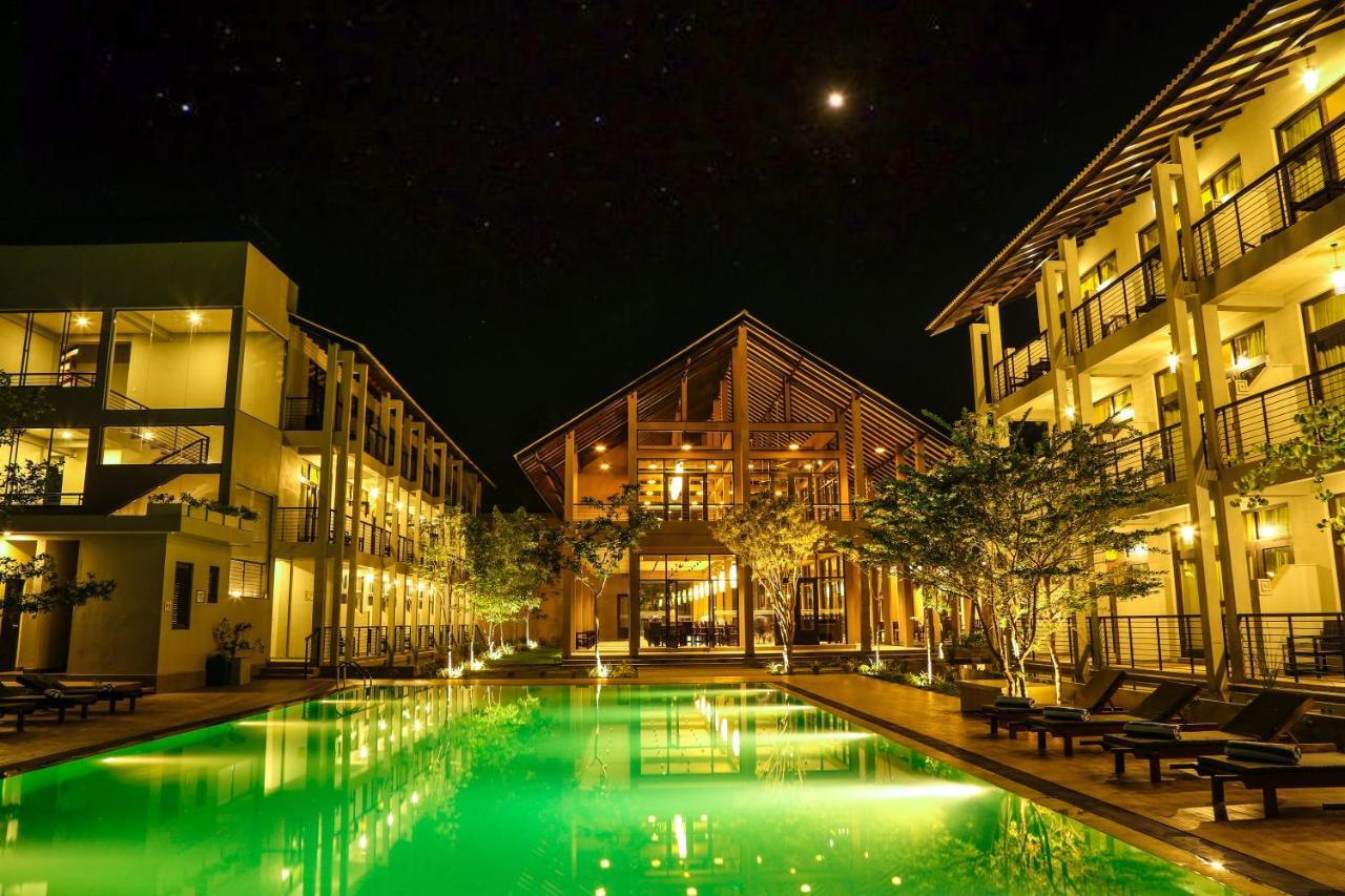 Oak Ray Wild Yala Hotell Tissamaharama Exteriör bild