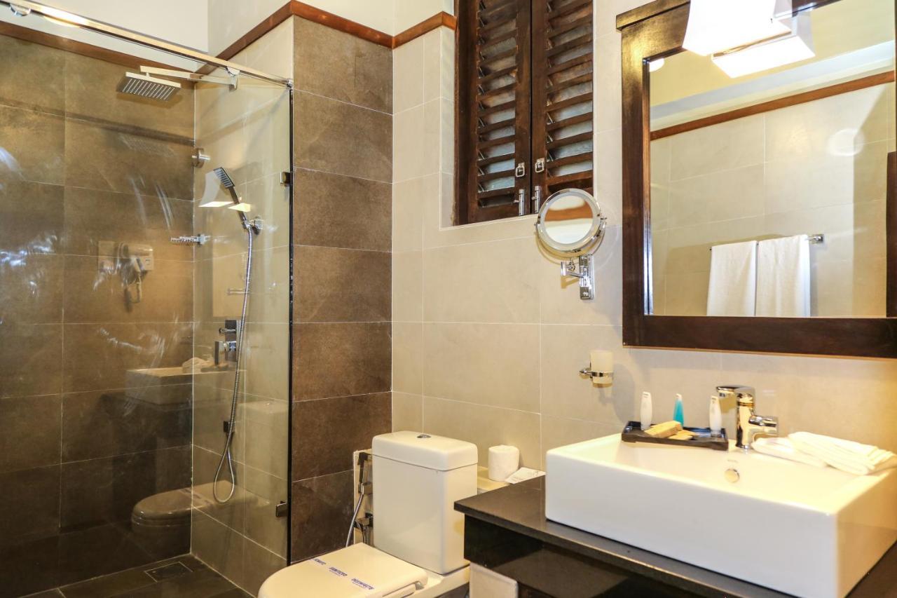 Oak Ray Wild Yala Hotell Tissamaharama Exteriör bild