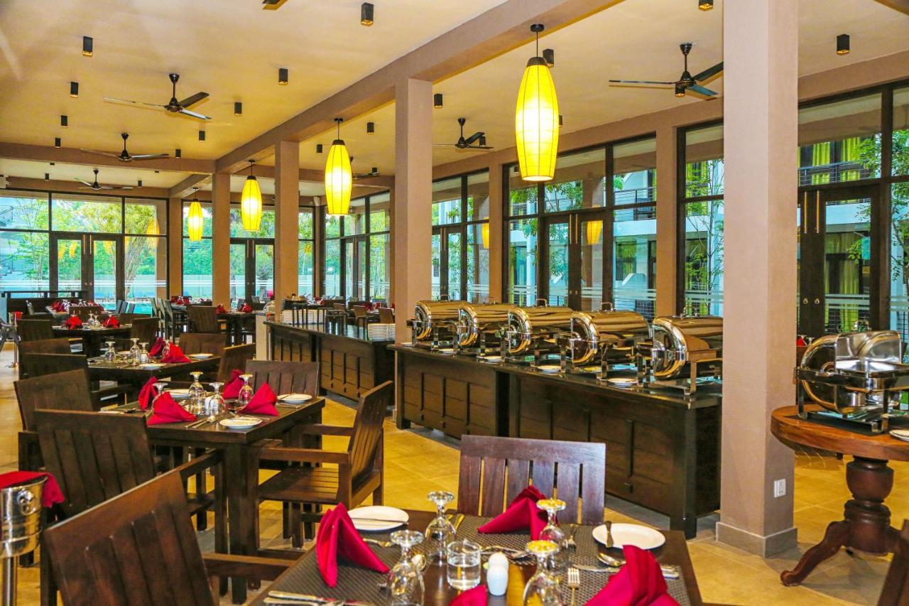 Oak Ray Wild Yala Hotell Tissamaharama Exteriör bild